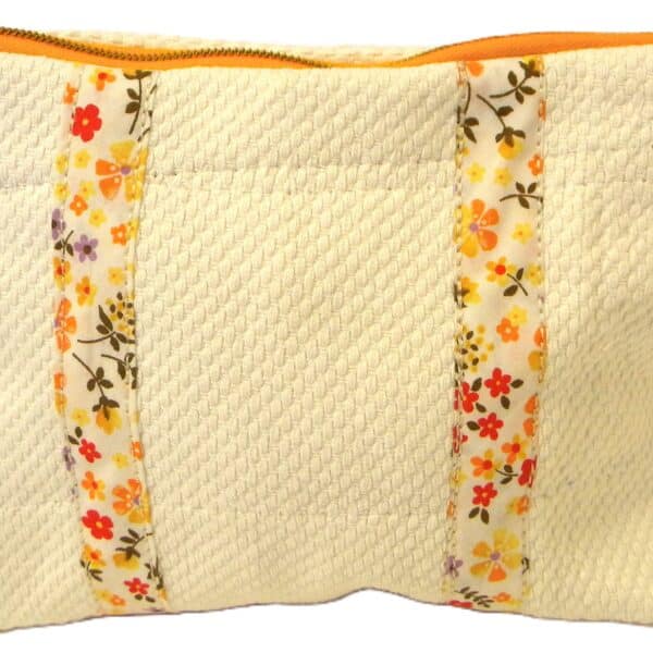 TROUSSES & POCHETTES…